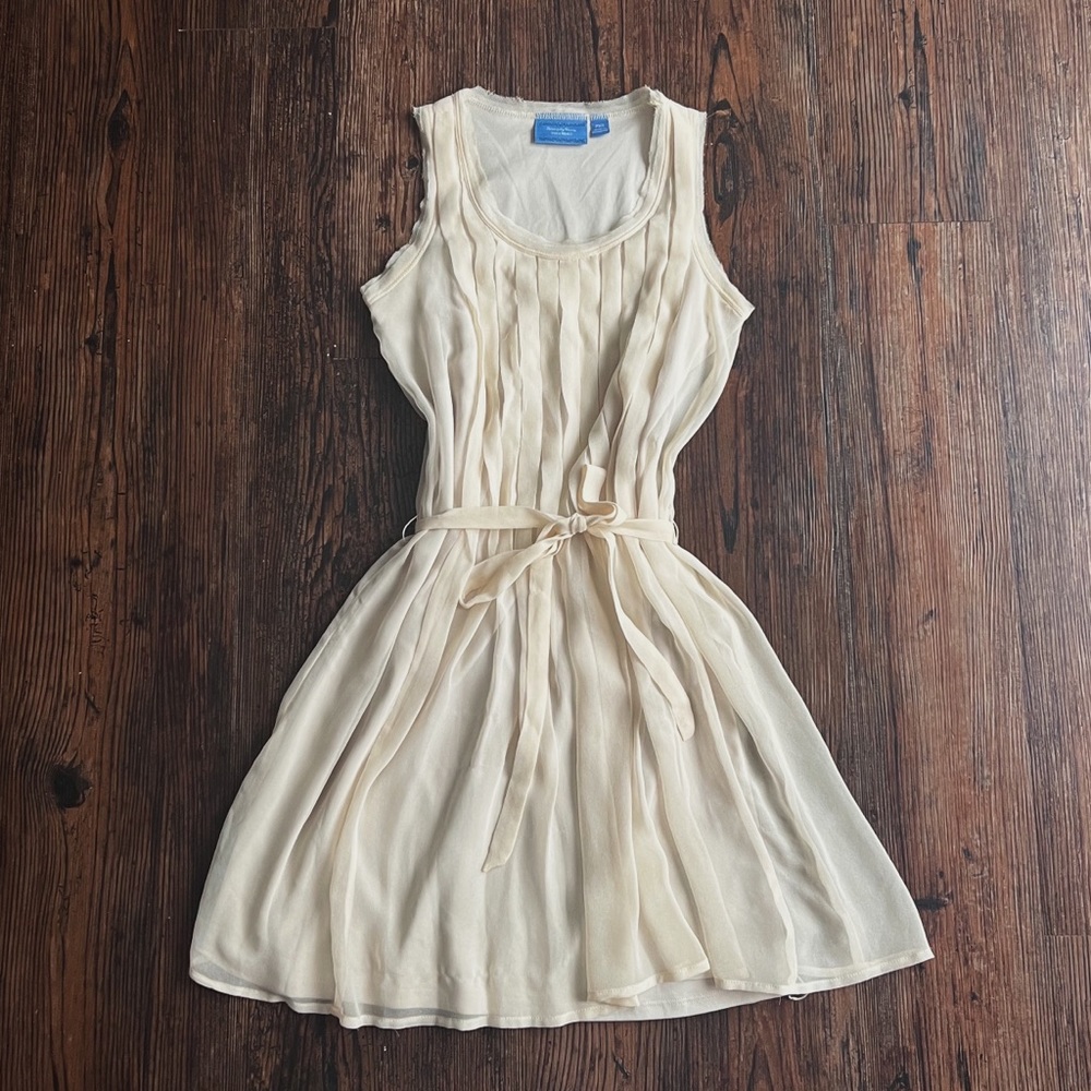 Vintage Style Simply Vera Wang Cream Sheer Shabby Chic Cottagecore Bow Tie Dress